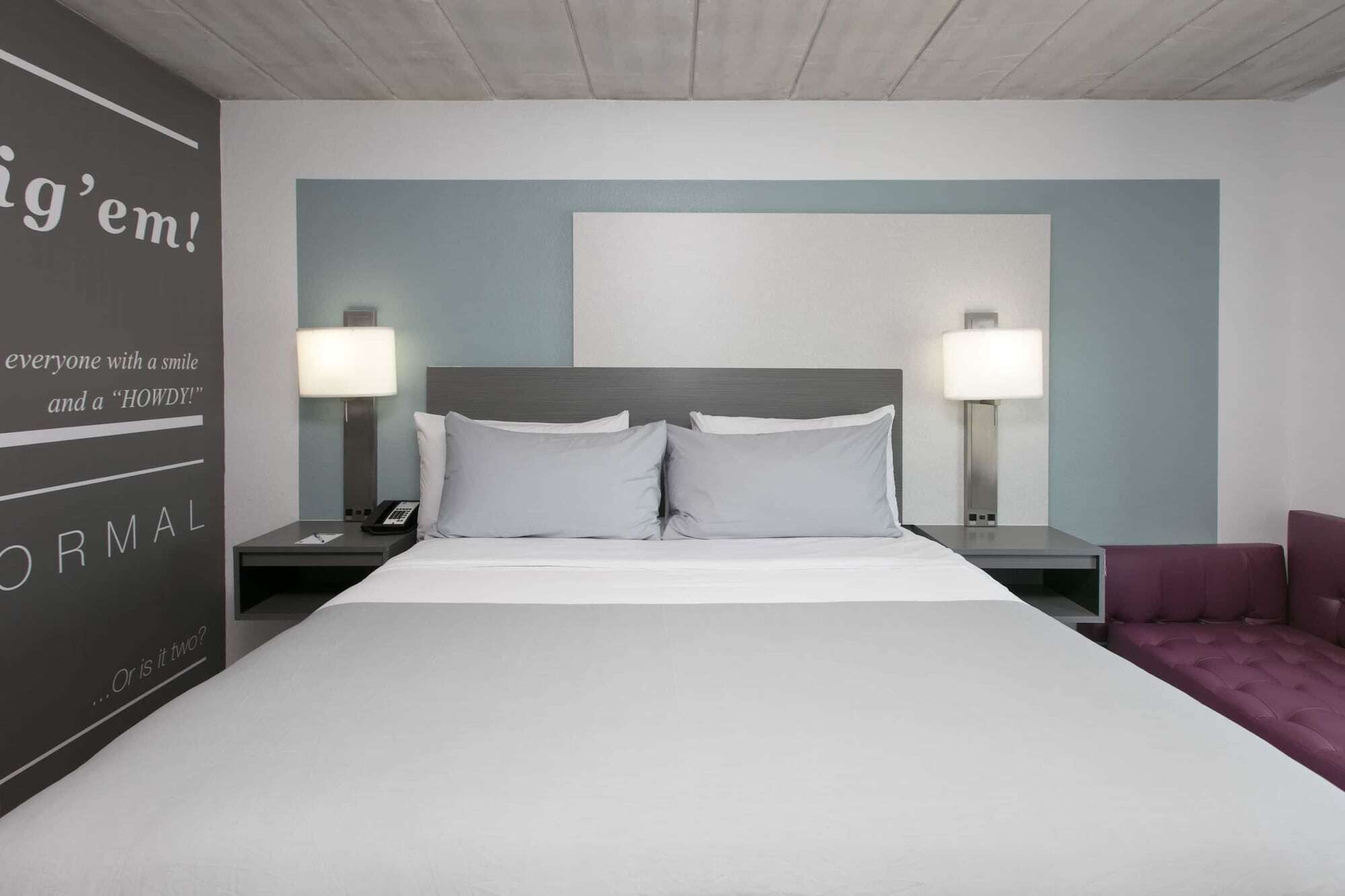 Tryp By Wyndham College Station Hotel Exterior photo